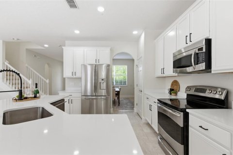 Villa ou maison à vendre à Orlando, Floride: 4 chambres, 240.43 m2 № 2142380 - photo 7