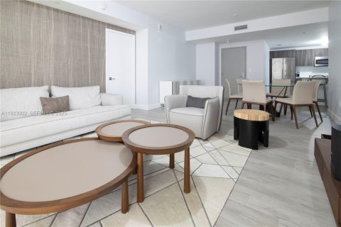 Снять в аренду кондоминиум в Майами, Флорида 3 спальни, 147.9м2, № 1992383 - фото 6