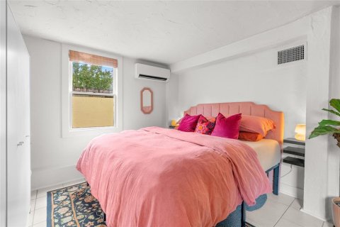 Villa ou maison à vendre à Saint Petersburg, Floride: 2 chambres, 97.55 m2 № 2095234 - photo 17