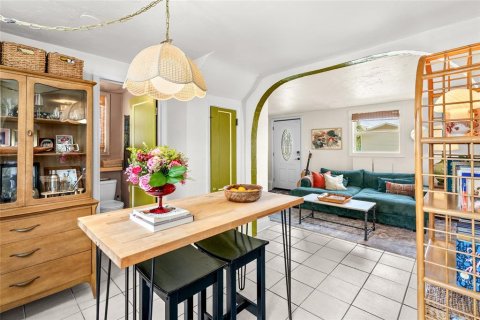 Villa ou maison à vendre à Saint Petersburg, Floride: 2 chambres, 97.55 m2 № 2095234 - photo 10