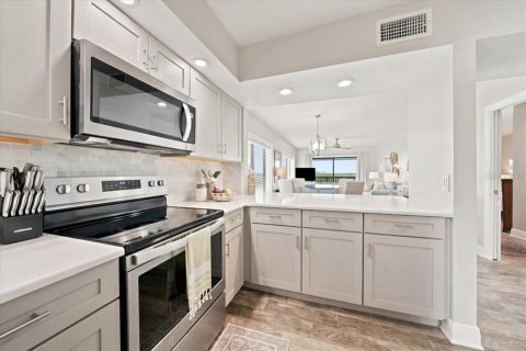 Copropriété à vendre à Ruskin, Floride: 2 chambres, 101.73 m2 № 2354164 - photo 12