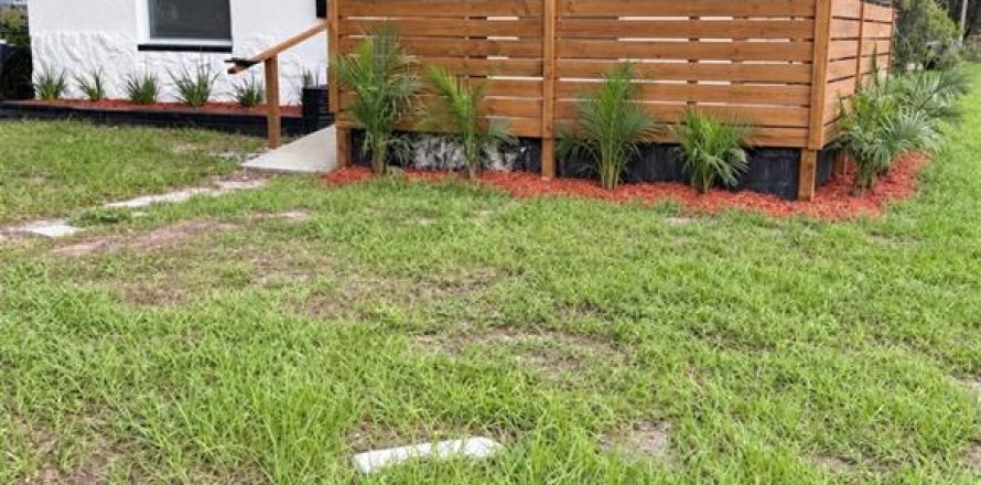 Villa ou maison à Saint Petersburg, Floride 3 chambres, 85.66 m2 № 2355760