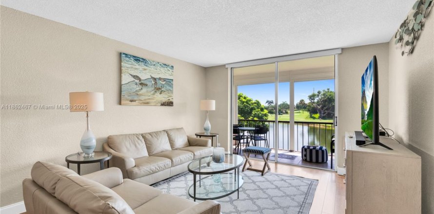 Condo à Pembroke Pines, Floride, 2 chambres  № 1979288