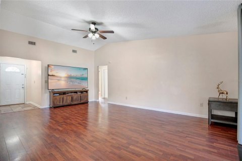 Casa en venta en Sanford, Florida, 3 dormitorios, 106.93 m2 № 2347931 - foto 4