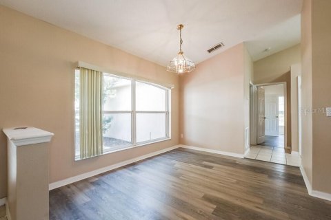 Villa ou maison à louer à Minneola, Floride: 3 chambres, 141.03 m2 № 2100054 - photo 6