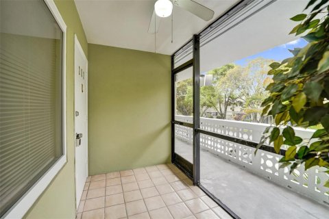Studio in the Condo in Hollywood, Florida  № 2171513 - photo 7