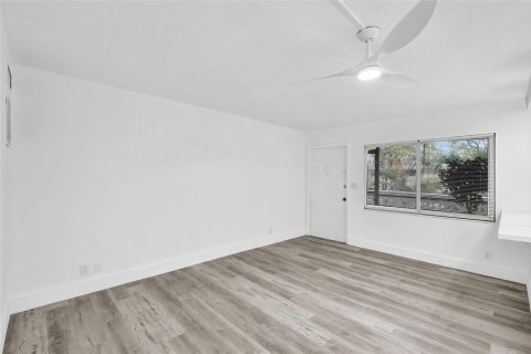 Studio in the Condo in Hollywood, Florida  № 2171513 - photo 10
