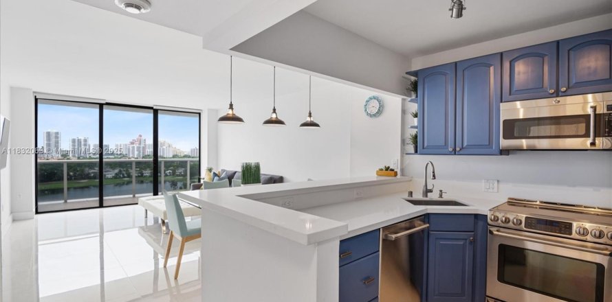 Condo à Aventura, Floride, 1 chambre  № 1937173