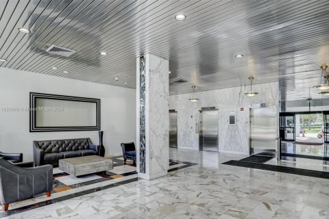 Copropriété à vendre à Aventura, Floride: 1 chambre, 70.14 m2 № 1937173 - photo 17