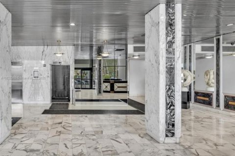 Copropriété à vendre à Aventura, Floride: 1 chambre, 70.14 m2 № 1937173 - photo 18