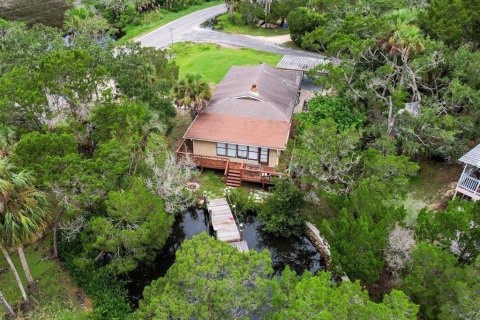 Villa ou maison à Crystal River, Floride 3 chambres, 139.35 m2 № 2094370