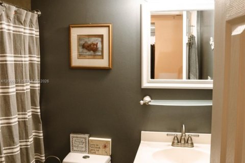 Condo in Aventura, Florida, 1 bedroom № 2091335 - photo 7
