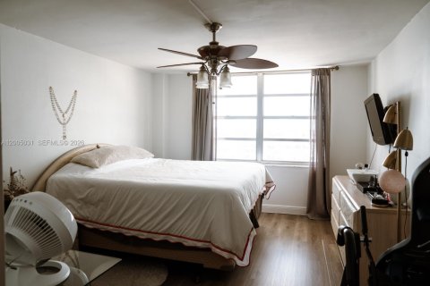 Condo in Aventura, Florida, 1 bedroom № 2091335 - photo 8