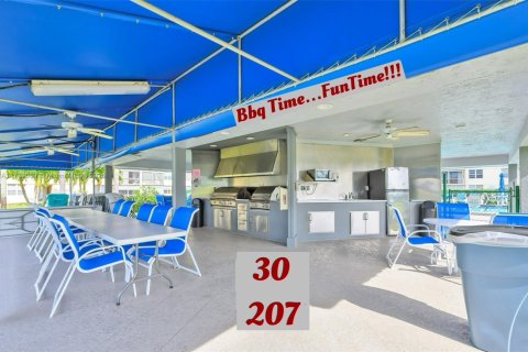 Купить кондоминиум в Пемброк-Пайнс, Флорида 2 спальни, 108.7м2, № 2086880 - фото 4