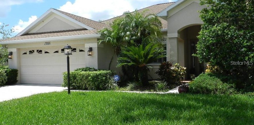 Casa en Bradenton, Florida 4 dormitorios, 235.23 m2 № 2228255