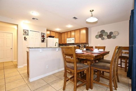 Casa en venta en Kissimmee, Florida, 4 dormitorios, 189.33 m2 № 1679264 - foto 9