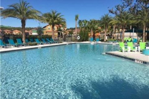 Casa en venta en Kissimmee, Florida, 4 dormitorios, 189.33 m2 № 1679264 - foto 1