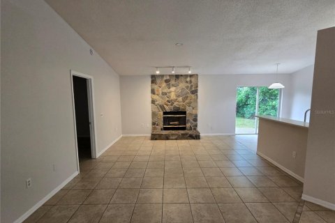 Villa ou maison à louer à Deltona, Floride: 3 chambres, 125.42 m2 № 2383648 - photo 11