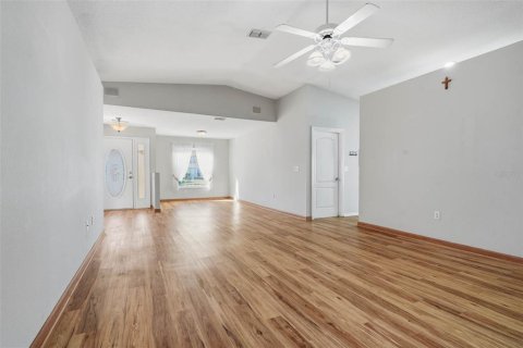 House in San Antonio, Florida 2 bedrooms, 132.01 sq.m. № 2419670 - photo 14
