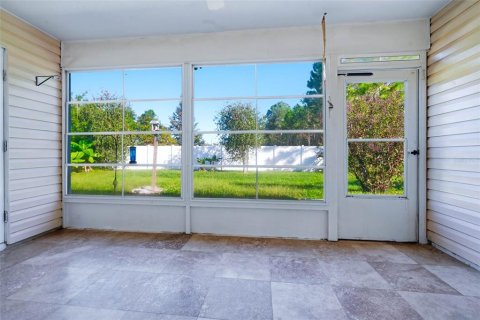 House in San Antonio, Florida 2 bedrooms, 132.01 sq.m. № 2419670 - photo 28