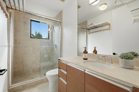 Купить таунхаус в Форт-Лодердейл, Флорида 3 спальни, 314.57м2, № 2045428 - фото 29