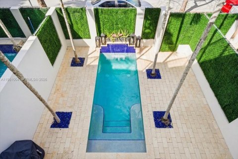 Купить таунхаус в Форт-Лодердейл, Флорида 3 спальни, 314.57м2, № 2045428 - фото 19