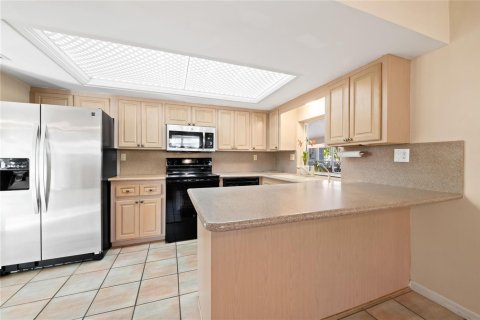 House in Fort Lauderdale, Florida 3 bedrooms, 191.94 sq.m. № 2254306 - photo 20