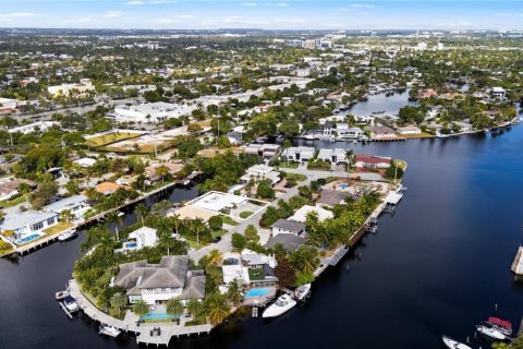 House in Fort Lauderdale, Florida 3 bedrooms, 191.94 sq.m. № 2254306 - photo 16