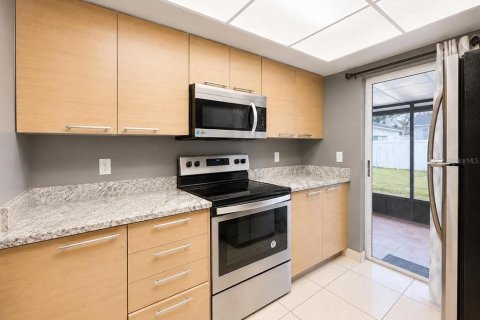 Casa en alquiler en Kissimmee, Florida, 2 dormitorios, 81.29 m2 № 2350172 - foto 7