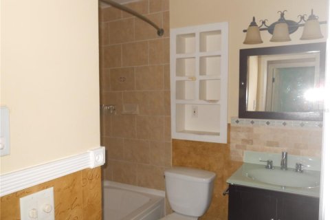 Casa en alquiler en Deltona, Florida, 2 dormitorios, 87.24 m2 № 1900502 - foto 5