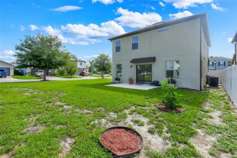 House in Kissimmee, Florida 4 bedrooms, 178.65 sq.m. № 2211836 - photo 13