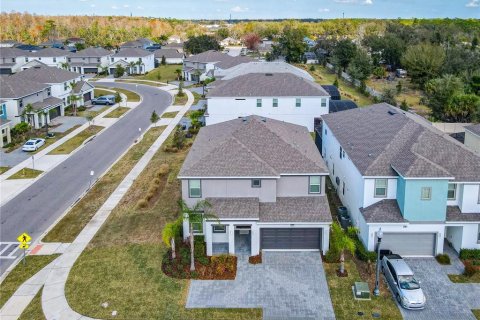 Villa ou maison à vendre à Kissimmee, Floride: 8 chambres, 301.75 m2 № 1521564 - photo 4