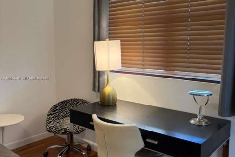 Condo in Miami Beach, Florida, 2 bedrooms № 2023491 - photo 29