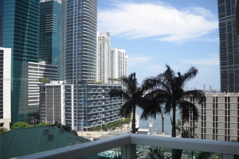 Apartamento en alquiler en Miami, Florida, 1 dormitorio, 91.14 m2 № 1952245 - foto 15