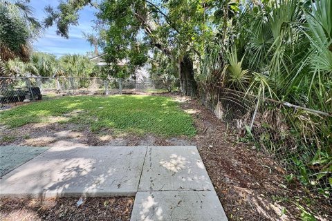 Appartement à louer à Tampa, Floride: 2 chambres, 123.93 m2 № 1903261 - photo 9