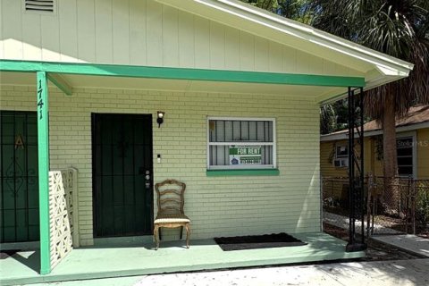 Apartamento en alquiler en Tampa, Florida, 2 dormitorios, 123.93 m2 № 1903261 - foto 1
