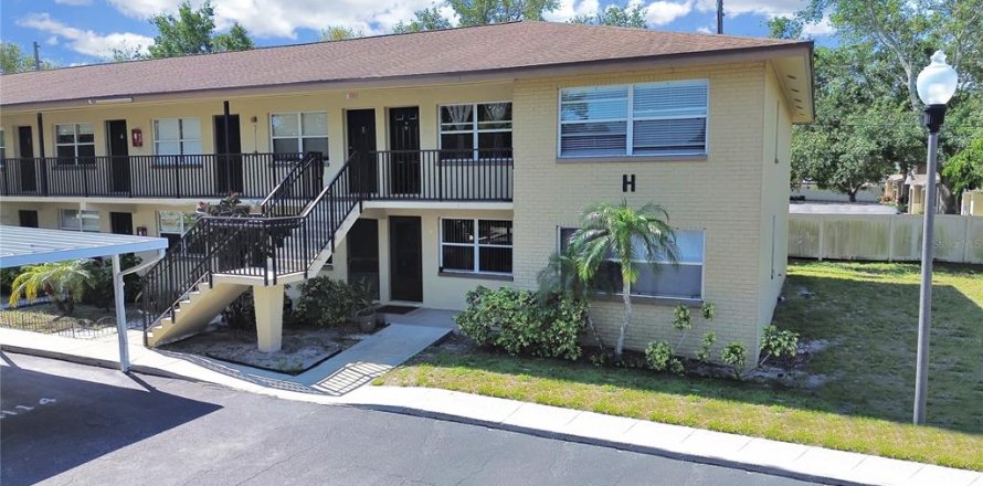 Condominio en Clearwater, Florida, 1 dormitorio № 1906729