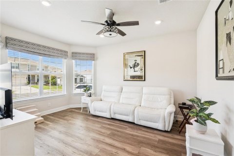 House in Clermont, Florida 3 bedrooms, 199.18 sq.m. № 2277685 - photo 24