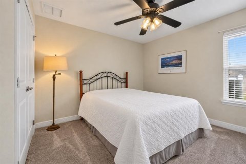 House in Ocala, Florida 4 bedrooms, 215.9 sq.m. № 2419880 - photo 17