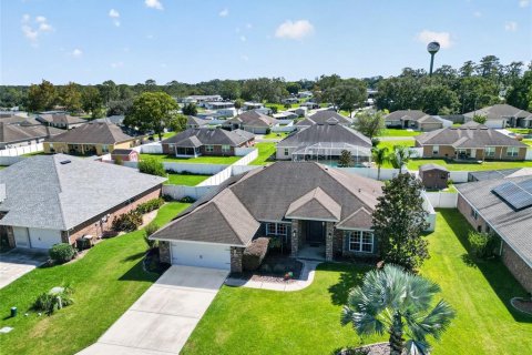 House in Ocala, Florida 4 bedrooms, 215.9 sq.m. № 2419880 - photo 28