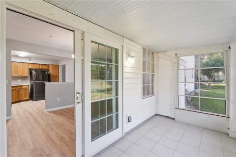 Condo in Apopka, Florida, 3 bedrooms № 2233673 - photo 21