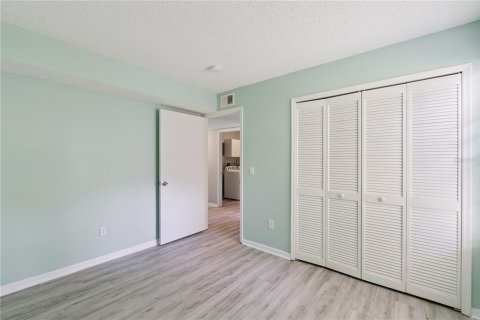 Condo in Apopka, Florida, 3 bedrooms № 2233673 - photo 16