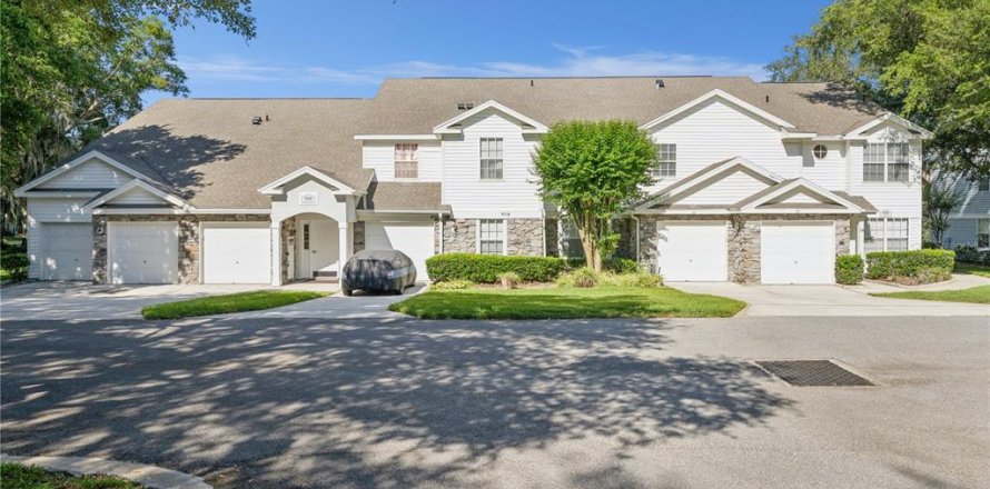 Condo in Apopka, Florida, 3 bedrooms № 2233673