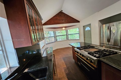 Villa ou maison à louer à Dania Beach, Floride: 4 chambres, 190.36 m2 № 1987365 - photo 3