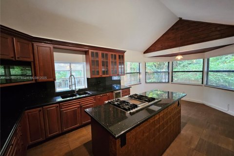 Villa ou maison à louer à Dania Beach, Floride: 4 chambres, 190.36 m2 № 1987365 - photo 30