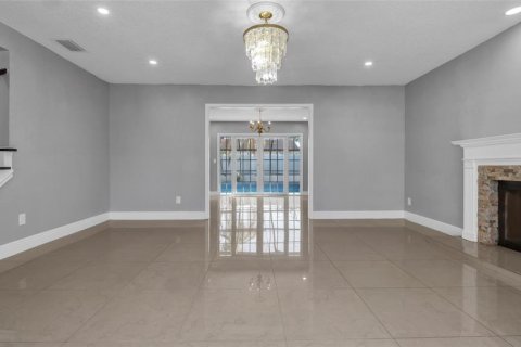 House in Tampa, Florida 4 bedrooms, 234.39 sq.m. № 1884329 - photo 17