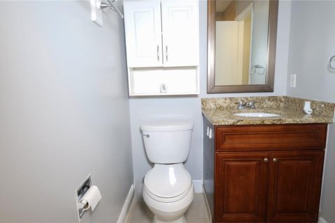 House in Tampa, Florida 4 bedrooms, 234.39 sq.m. № 1884329 - photo 23