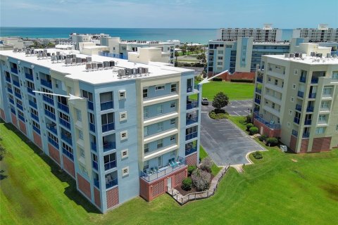 Condo à New Smyrna Beach, Floride, 3 chambres № 2134279