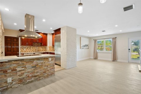 Villa ou maison à vendre à Fort Lauderdale, Floride: 3 chambres, 169.92 m2 № 2320346 - photo 8