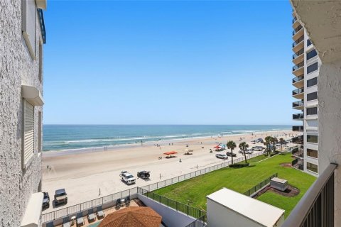 Condo à Daytona Beach, Floride, 1 chambre № 2120752